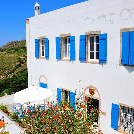 Margarita Hotel Kythira Town Экстерьер фото