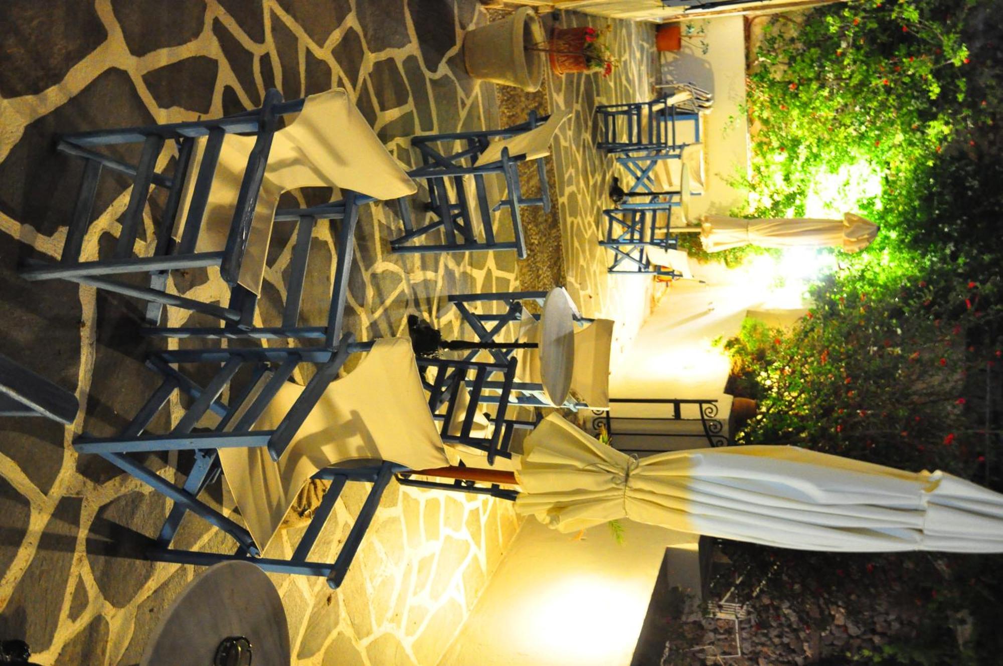 Margarita Hotel Kythira Town Экстерьер фото