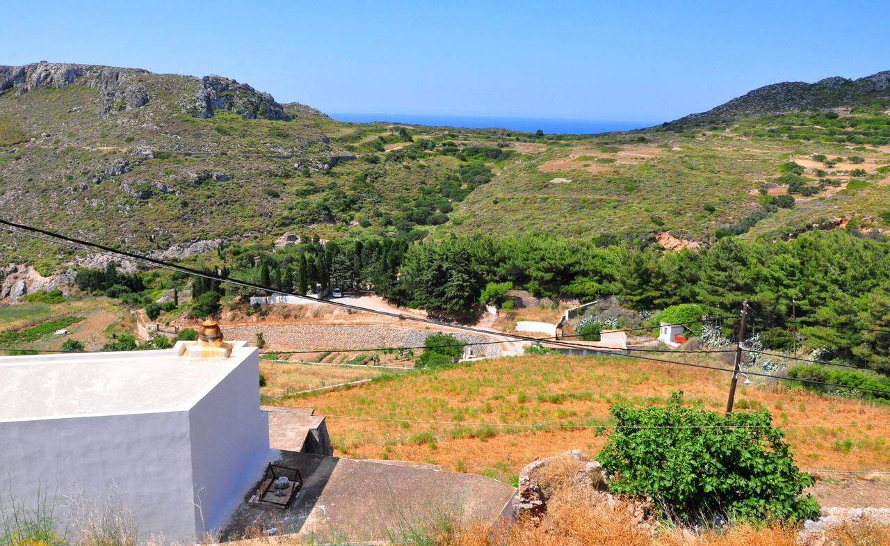 Margarita Hotel Kythira Town Экстерьер фото