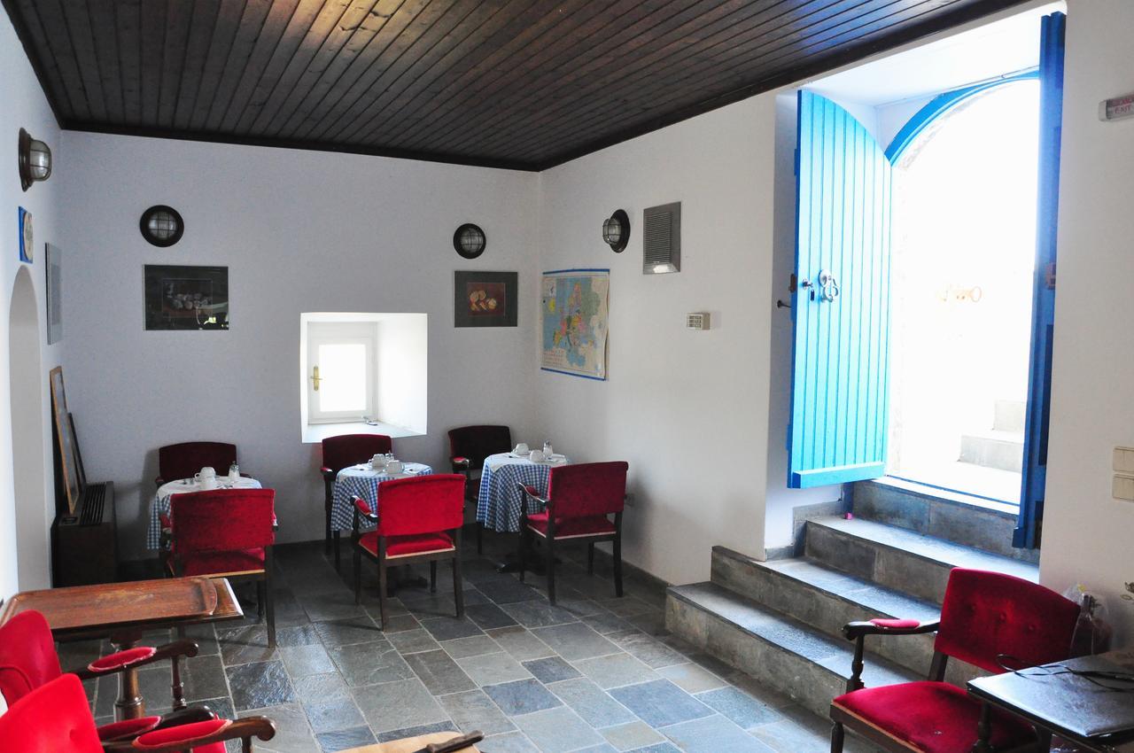 Margarita Hotel Kythira Town Экстерьер фото